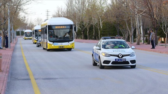 Umreden dönen 362 kişilik kafile Konya&#039;da karantinaya alındı