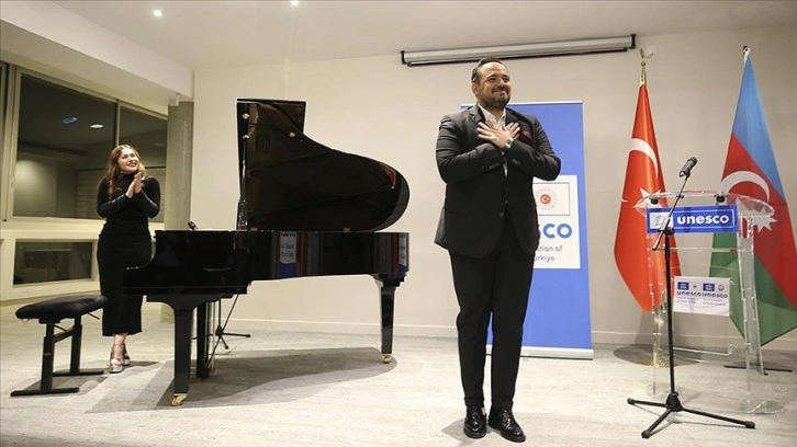 UNESCO’da kardeş ülkeler Türkiye ve Azerbaycan'ın halk müzikleri seslendirildi