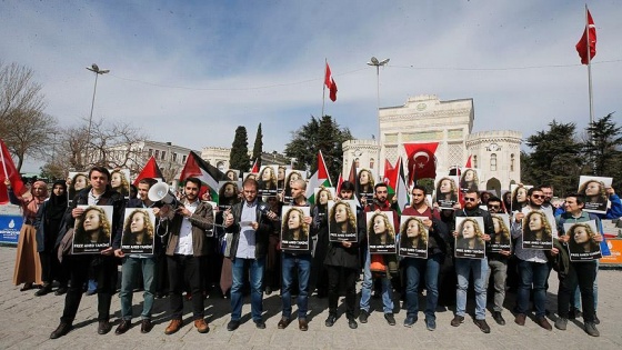 Üniversite öğrencilerinden Ahed için 'sessiz' eylem