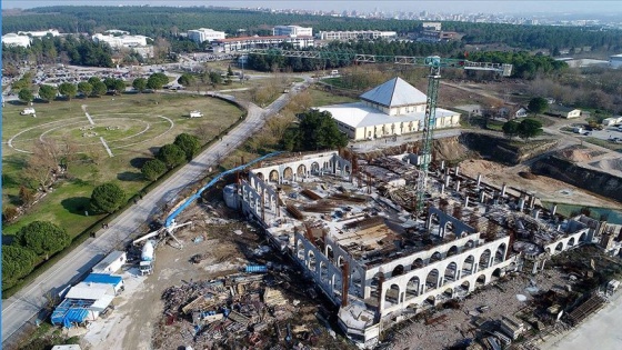 Üniversite yerleşkesindeki 'kültür merkezi' gibi cami projesinin yüzde 35'i tamamland
