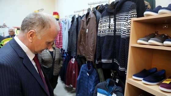 Üniversiteli öğrencilerin yüzünü 'Uni Butik' güldürecek