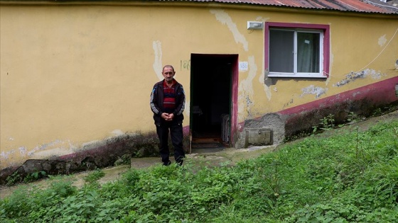 Uyuşturucudan uzak durmak için cezasını köyünde çekiyor