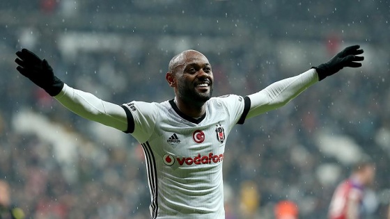 Vagner Love Beşiktaş'ta seriyi sürdürme peşinde