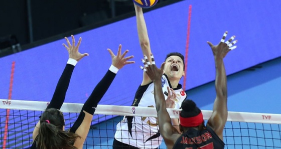 VakıfBank, Galatasaray’a set vermedi