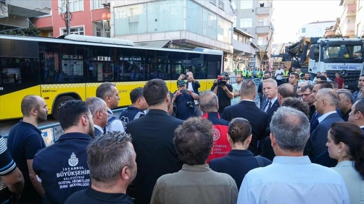 Vali Gül Pendik'te İETT otobüsünün çarptığı binayı inceledi