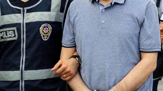 Van'da 2 hakim ve 1 savcı FETÖ'den tutuklandı