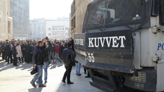 Van'da gösteri ve yürüyüşler yasaklandı