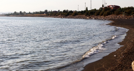 Van Gölü’nde su seviyesi 2 metre yükseldi