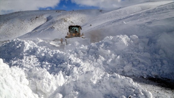 Van, Muş, Bitlis, Hakkari'de 93 yerleşim birimine ulaşım sağlanamıyor