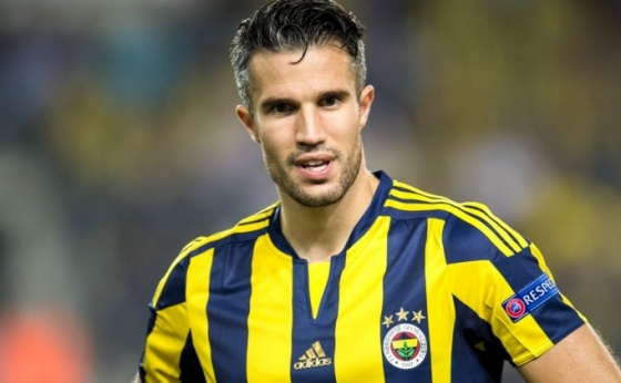 Van Persie şut bile çekemedi