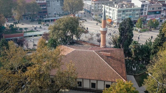 Vaniköy Camisi'nin Bursa'daki benzeri Mehmed Vani Camisi 346 yıldır ayakta