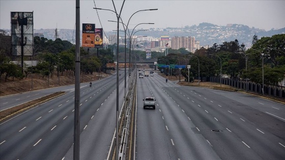 Venezuela akaryakıtsız kalmamak için İran'dan yardım istedi