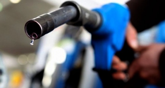 Venezuela’da benzin plakaya göre satılmaya başlandı