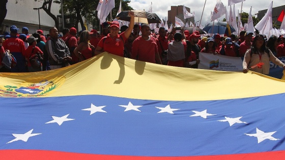 Venezuela'da hükümet taraftarları da 9 Mart'ta sokakta