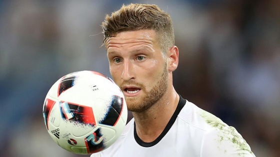 Wenger'in sigortası Shkodran Mustafi