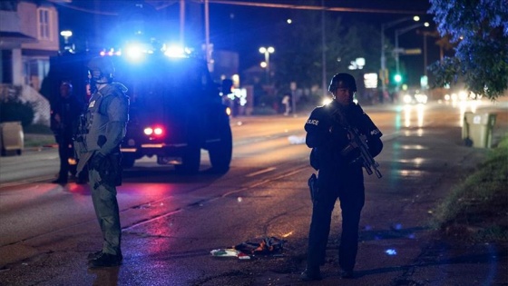 Wisconsin&#039;de 2 protestocunun ölümüyle ilgili 17 yaşındaki şüpheli tutuklandı