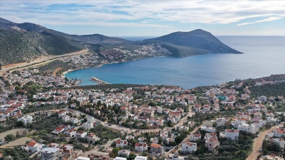 Yabancılar her 5 konuttan birini Antalya'dan alıyor