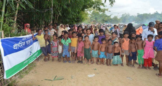 Yaklaşık bin 500 Rohingyalı kimsesiz çocuk Bangladeş'e sığındı