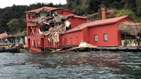 Yalıya çarpan gemiye '50 milyon dolarlık' haciz