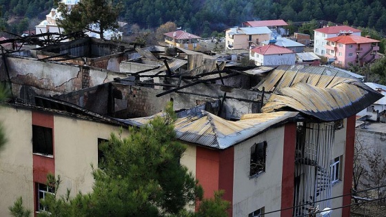 Yangınla ilgili gözaltındaki 11 kişiden 3'ü serbest bırakıldı