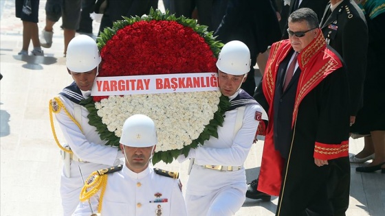 Yargıtay üyeleri Anıtkabir'de