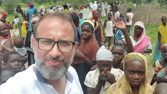 Yavuz öğretmen açtırdığı kuyularla yoksul insanların suya kavuşmasını sağlıyor