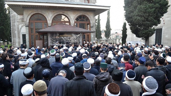 Yavuz Sultan Selim kabri başında anıldı