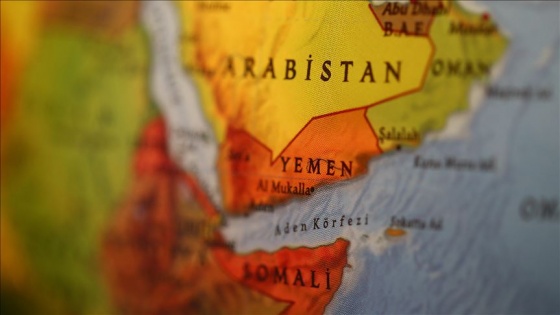 Yemen'in Sokotra Limanı'na Suudi Arabistan güçleri himayesindeki ikinci BAE gemisi yanaştı