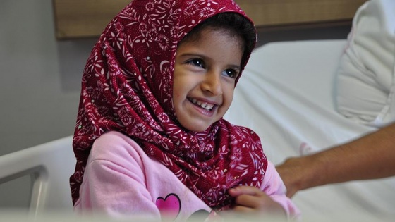 Yemenli küçük Jana Türkiye'de sağlığına kavuştu