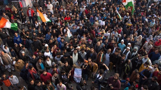 Yeni Delhi'de Vatandaşlık Yasası'ndaki değişiklik protesto edildi