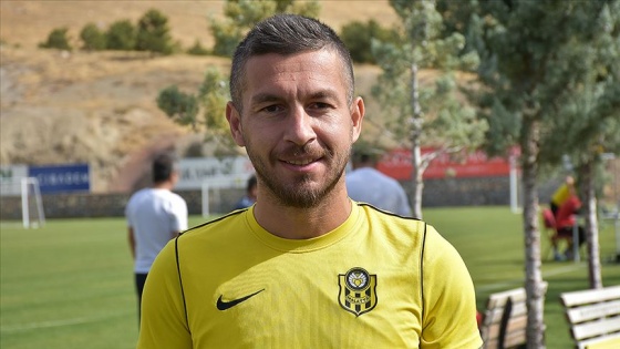 Yeni Malatyasporlu futbolcu Adem Büyük: Rakiplerine korku veren bir takım olacağız