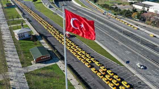 Yenikapı&#039;da taksicilerin taksimetre güncelleme yoğunluğu devam ediyor