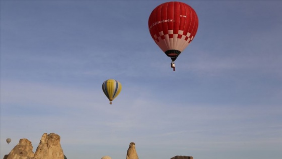 Yerli üretim sıcak hava balonu Kapadokya semalarında