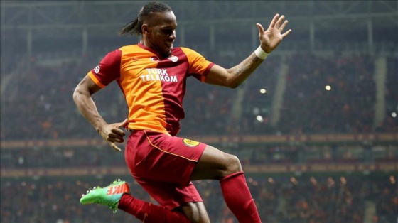 Yeşil sahalardan Drogba geçti