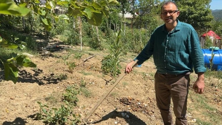 Yetişip şampiyonluklar yaşadığı kulüpte "yelken yapmayı" öğretiyor