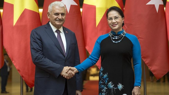 Yıldırım, Vietnam Ulusal Meclisi Başkanı Nigan ile görüştü