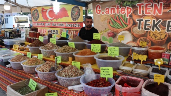 Yöresel lezzetleri tanıtmak için yollardalar