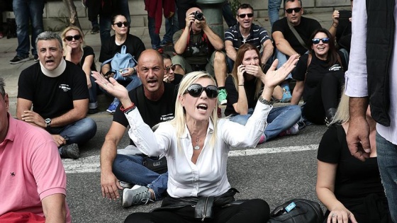 Yunanistan'da basın mensuplarından ulusal lisans ihalesine protesto