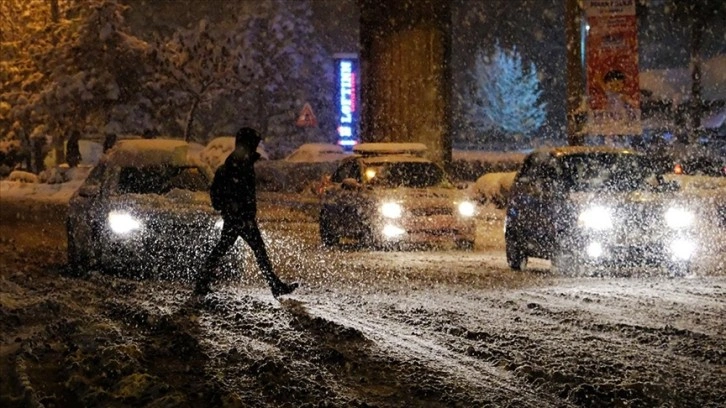 Yurdun büyük bölümünde yarın kuvvetli ve yoğun kar bekleniyor