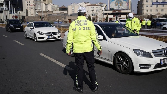 Yurt genelindeki üç günlük hız denetiminde 20 bin 126 işlem yapıldı