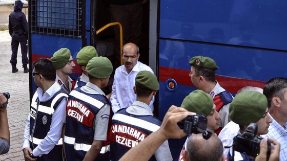 Yurt yangını sanıkları hakim karşısında