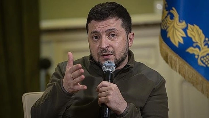 Zelenskiy, Ukrayna'daki savaşın sorumlularının İsviçre'deki hesaplarının dondurulmasını is