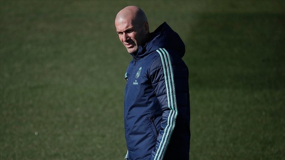 Zidane'dan koronavirüsle mücadele için Cezayir'e tıbbi ekipman bağışı