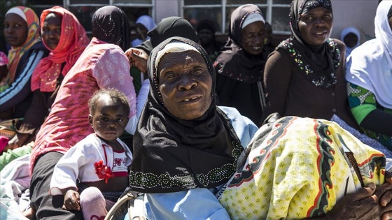 Zimbabve'de nüfusun yarısından fazlası açlıkla karşı karşıya