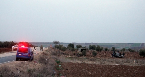 Zırhlı Kobra aracı devrildi: 3 asker yaralı