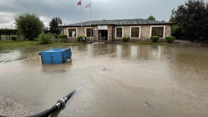 Zonguldak, Kocaeli ve Sakarya'da sağanak etkili oluyor