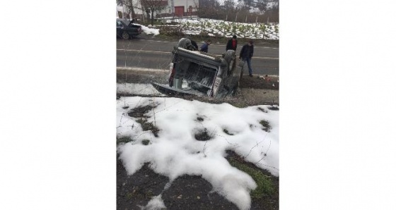 Zonguldak'ta yoldan çıkan araç takla attı: 1 yaralı