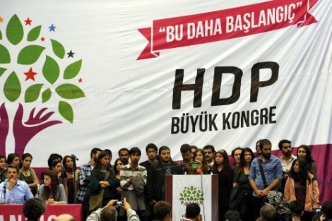 Demokratik zeminin dışına savrulan bu zihniyetin HDP'yi götüreceği nokta iç savaştır