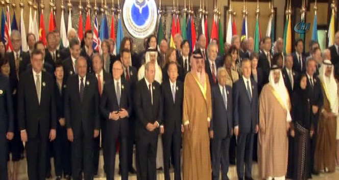 Kuveyt'teki Suriye'ye yardım konferansı başladı
