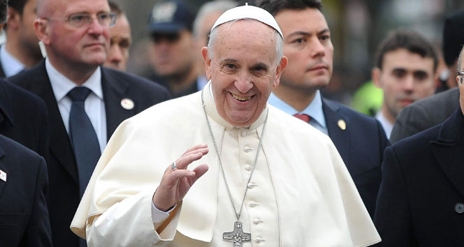 Papa'dan Irak Ve Suriye'de barış çağrısı
